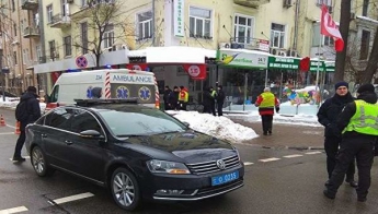 В центре Киева кортеж Порошенко сбил мужчину (Видео)