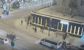 В Ютюб опубликовано видео ДТП с маршруткой в центре Запорожья
