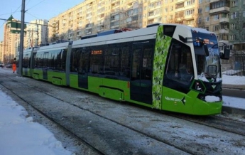 В России частный трамвай обстреляли в первый день работы