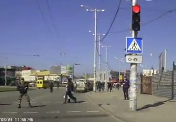 Известный блогер: 4 года назад запорожская Самооборона разгромила автоколонну с флагами России, - ВИДЕО