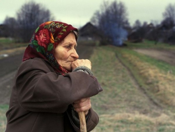 В Запорожье помогли 99-летней бабушке, которая забыла, где живет