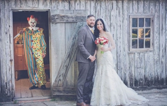 Мужчина шокировал жену страшным свадебным фото