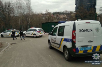 В Киеве неизвестные средь бела дня избили иностранца