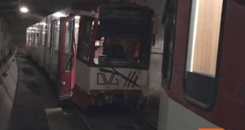 В Германии в туннеле метро столкнулись лоб в лоб два поезда - 40 пострадавших