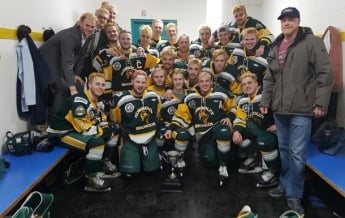 В Канаде разбился автобус с хоккейной командой, 14 жертв