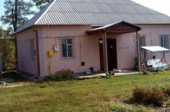 В селах под Киевом продают дешевые дома с землей