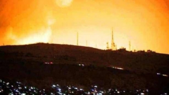 В сети появились фото и видео ракетных ударов по объектам в Сирии