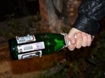 На Харьковщине покупатель убил бутылкой продавца магазина