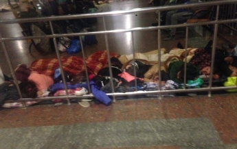Сеть возмутил табор ромов на киевском вокзале