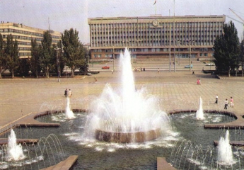 Как выглядела запорожская площадь «Фестивальная» более 50 лет назад (ФОТО)