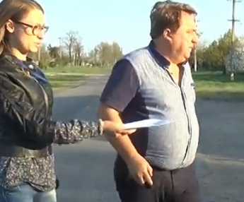 Кандидат на пост главы Мирненской ОТГ спасался бегством от журналистов (видео)