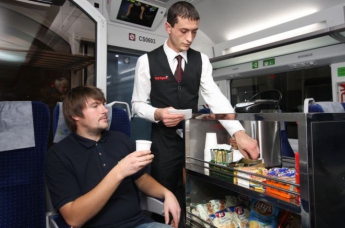 Ужин в поезде: кто и как будет кормить украинских пассажиров