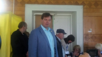 Нардеп Балицкий лично контролирует выборы в Мирном (фото)