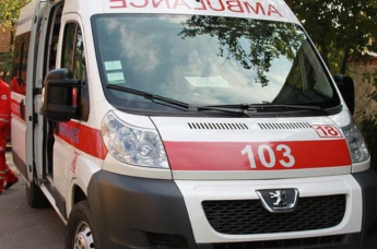 ЧП в Днепропетровской области: на школьную линейку вызвали спасателей и медиков, есть пострадавшие