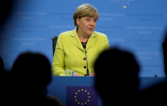 Меркель: Украина беспокоит нас, перемирие нарушают