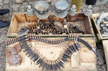 Готовили провокации: на Закарпатье нашли схрон российского оружия
