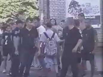 В Запорожье группа подростков подралась с полицией (ВИДЕО)