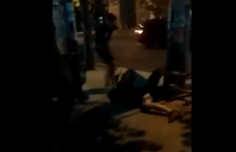 В центре Запорожья подростки избили иностранных студентов (Видео)