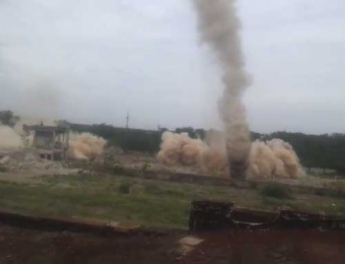 Обанкротившийся завод уничтожают взрывами (видео)