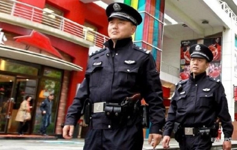 В Китае мужчина напал на школьников, есть жертвы
