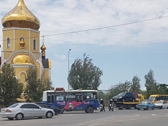 Житель Харькова потерял сознание за рулем в Бердянске