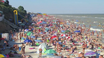 Убирать пляжи в Кирилловке будут за полмиллиона