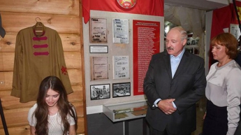 Лукашенко предложил 