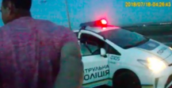 В Запорожье двое грабителей напали на мужчину, выйдя из управления полиции