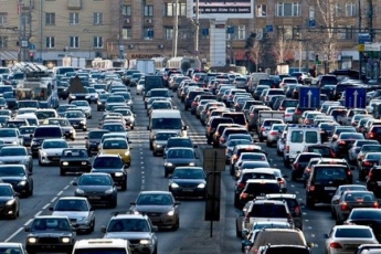 Российские власти готовятся к войне: у граждан отберут авто на нужды армии