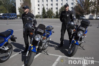 В Киеве появились полицейские на мотоциклах (фото)