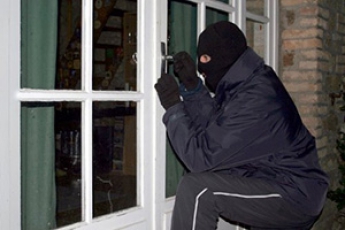 В Мелитополе ночью воры пробрались в здание соцзащиты РГА