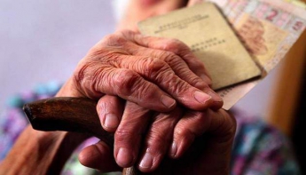 Украинцы рискуют в 60 лет остаться без пенсий: кому грозит и сколько придется заплатить