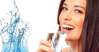 Как правильно пить воду по утрам, чтобы похудеть