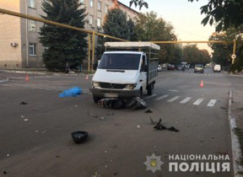 В Запорожской области мопед врезался в грузовик: есть погибший (Фото)