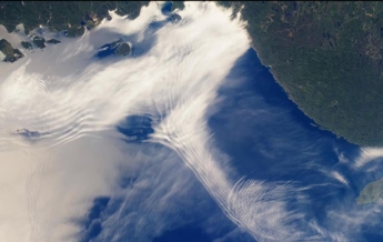 NASA сняли самые редкие облака на Земле