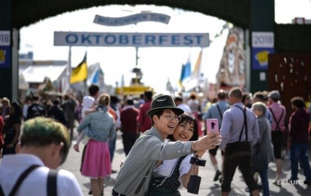 В Мюнхене открылся фестиваль пива Октоберфест