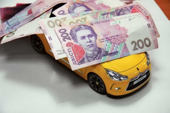 Запорожские владельцы люксовых машин заплатили более 7,2 миллиона гривен налога