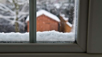 Как утеплить квартиру к зиме: простые и дешевые способы