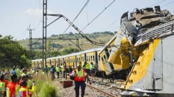 При столкновении поездов пострадали 320 человек