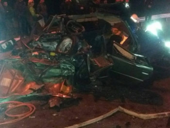 В жутком ДТП погиб таксист, перевозивший пассажиров