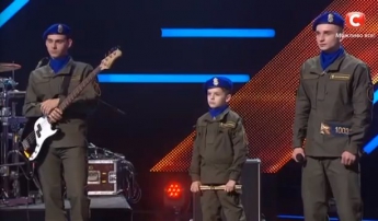 Группа запорожской воинской части с 8-летним барабанщиком покорила судей «Х-Фактора» (Видео)