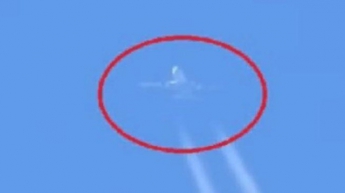 Исчезновение самолета засняли на видео