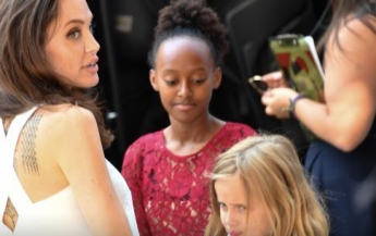 Помятая Анджелина Джоли изуродовала 10-летнюю дочь (фото)