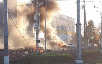 При взрыве на заводе в России погибли два человека