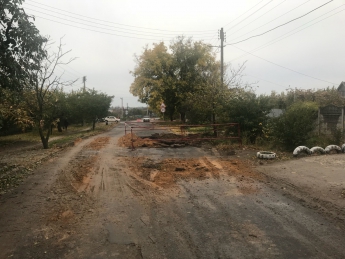 Район Красной горки в Мелитополе избавили от зловония (фото)