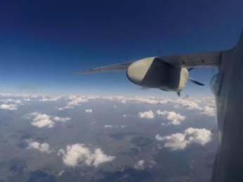 Перелет АН-26 в Мелитополь показали на видео