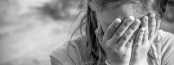 В Киеве отчим насиловал 10-летнюю приемную дочь