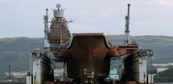 Затонул самый большой плавучий док в России