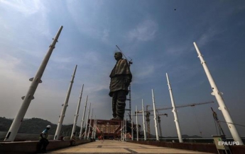 Индийцы построили самую высокую статую в мире