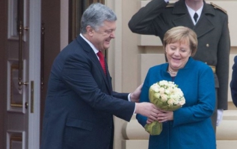 Меркель приехала в Киев на встречу с Порошенко